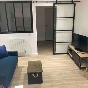  Appartement T2 à 50 Mètres De La Gare